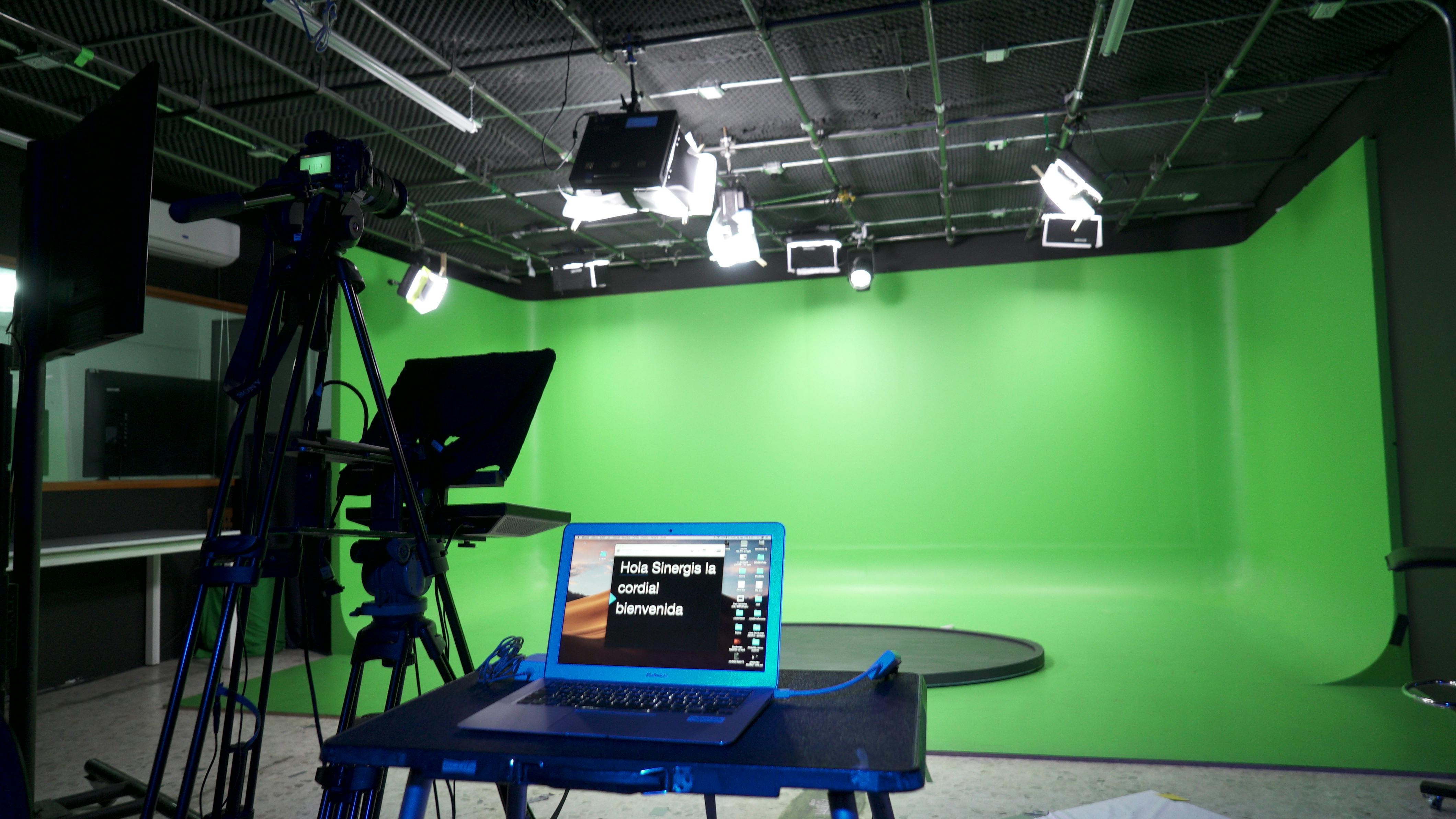 Foro green screen y cámara de foro sinergis